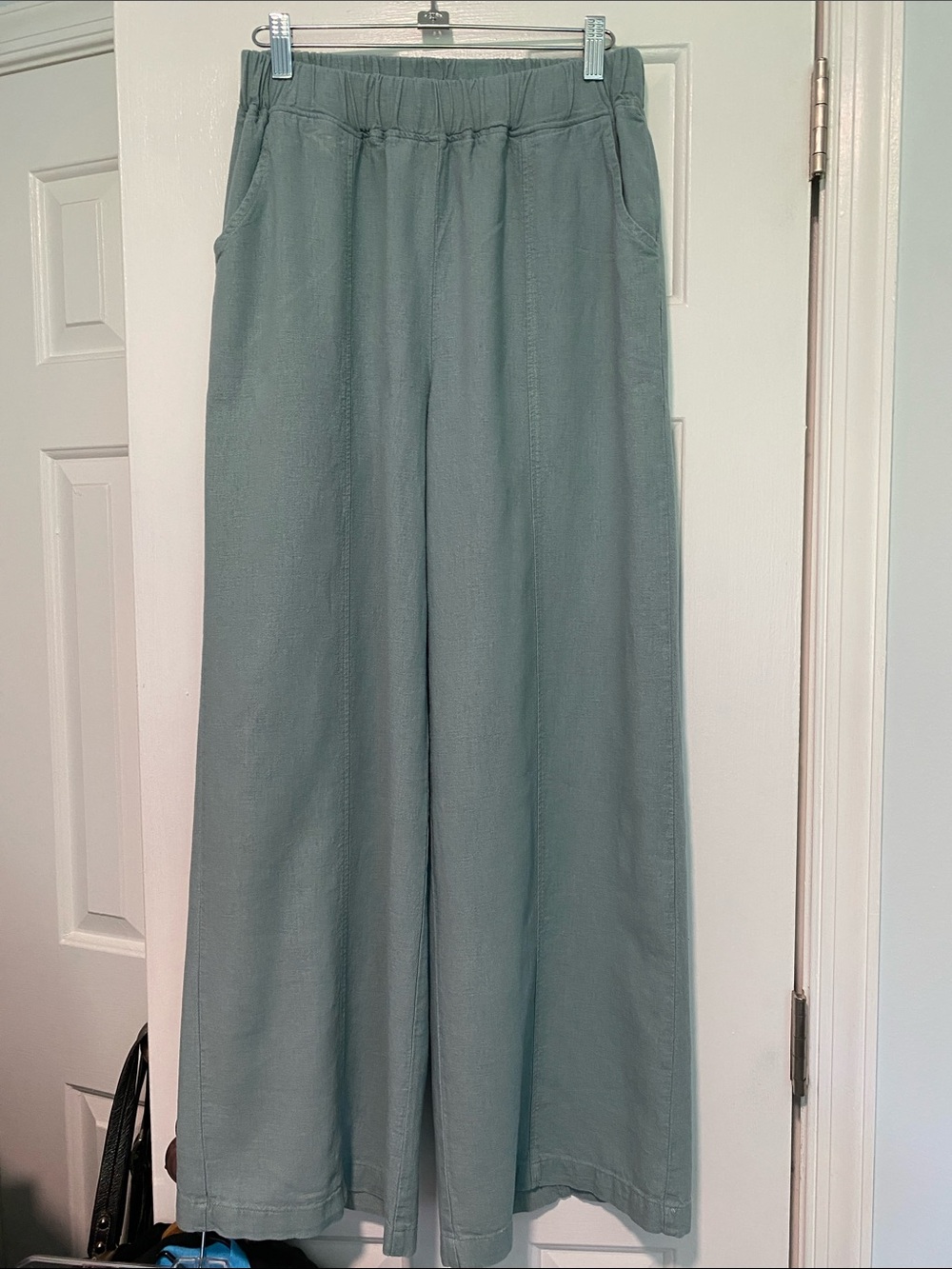 Zenana Outfitters Sage Green Wide Leg Pants